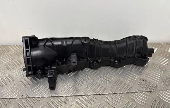Audi A4 S4 B9 8W Intake manifold 06M133268P