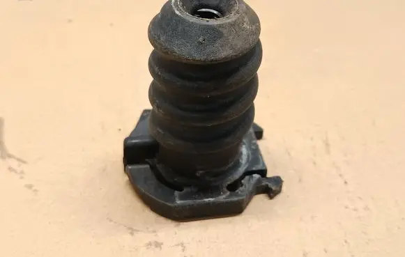 Mercedes-Benz ML W164 Spare wheel bolt 1248980765
