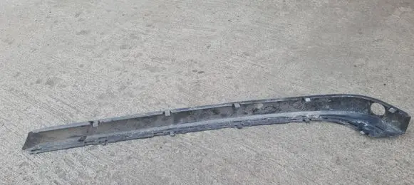 BMW 7 E38 Rear bumper trim bar molding 51128125411
