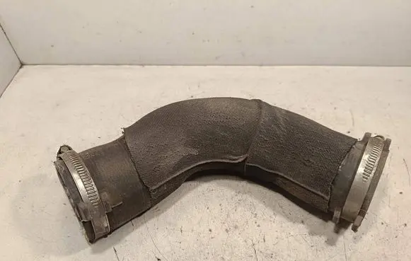 Audi A7 S7 4G Intercooler hose/pipe 4G0145737