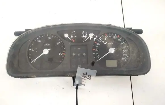 Renault Laguna II Speedometer (instrument cluster) 8200170297 7J24X922