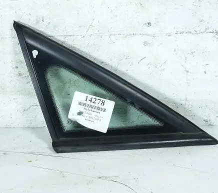 Seat Toledo III (5P) Front door vent window glass four-door 