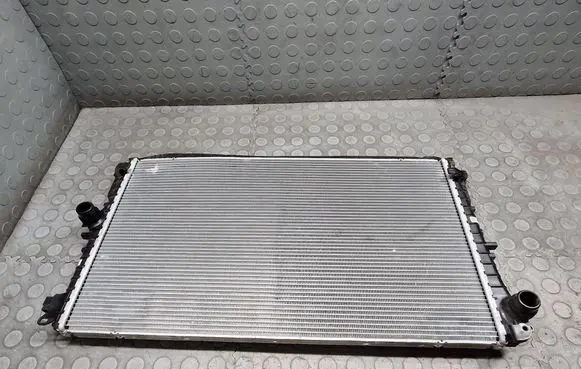 BMW 2 Active Tourer U06 Coolant radiator 9846866