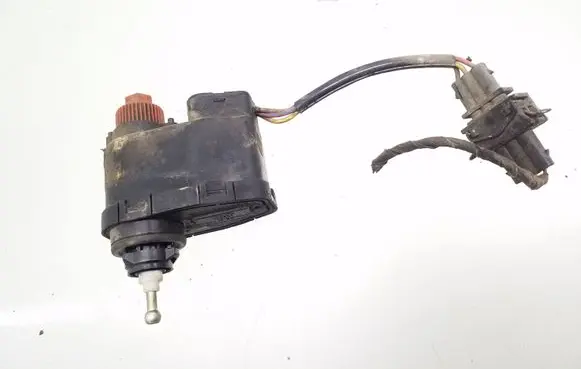 Seat Toledo I (1L) Headlight level adjustment motor 1L0941295
