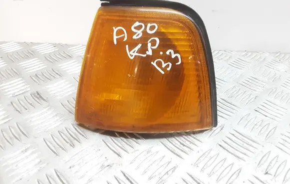 Audi 80 90 B3 Front indicator light 084411505