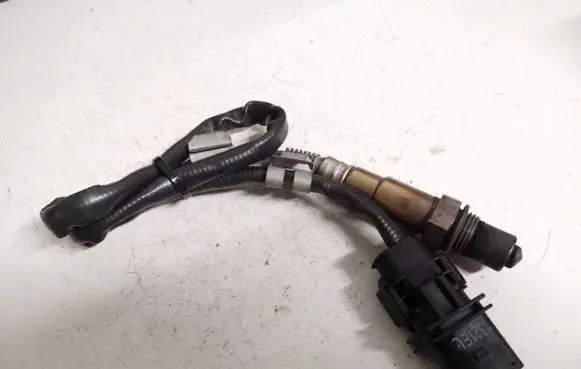 BMW 5 E60 E61 Lambda probe sensor 779463403 0281004029