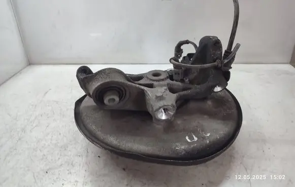 Audi A4 S4 B9 Rear wheel hub
