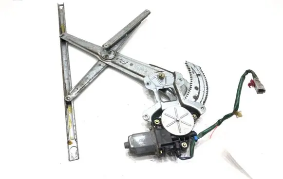 Honda CR-V Front door window regulator with motor