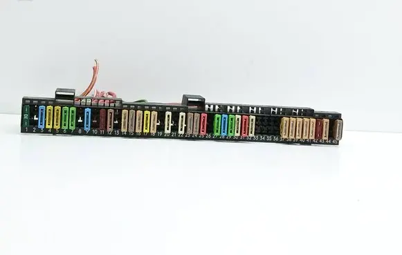 BMW 5 E39 Fuse module