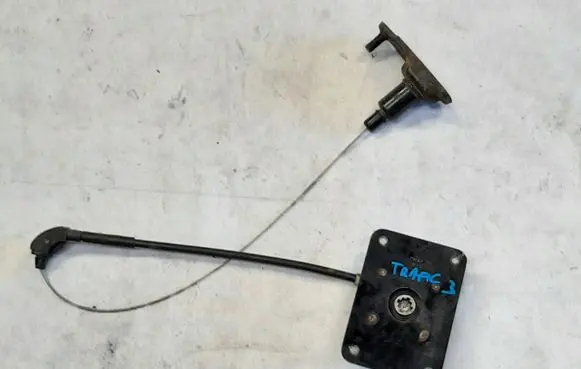 Renault Trafic III (X82) Spare wheel mounting bracket 