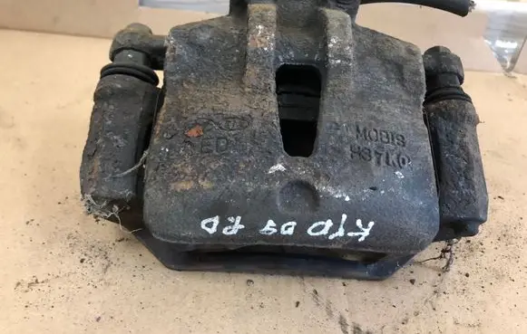 KIA Ceed Front brake caliper