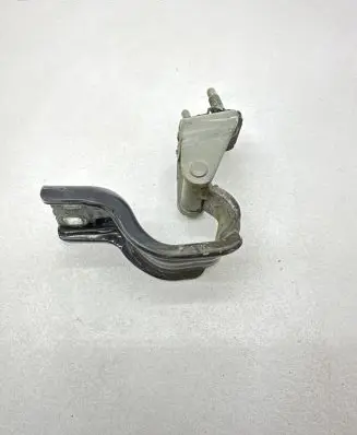 Volkswagen Passat Alltrack Tailgate/trunk/boot hinge 3C9827302D 3711