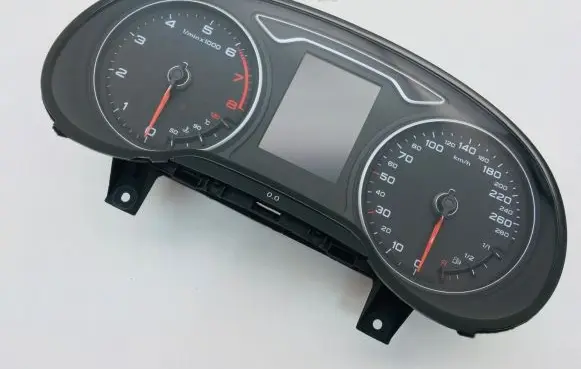 Audi A3 S3 8V Speedometer (instrument cluster) 8V0920870A