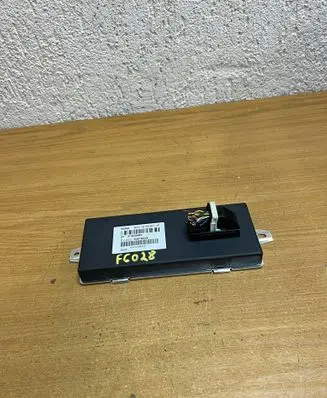 BMW 7 E65 E66 Active stabilizer control unit 37146778541 F6028