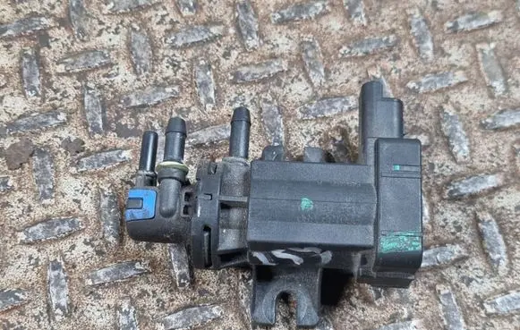 Citroen DS5 Turbo solenoid valve 9801887680