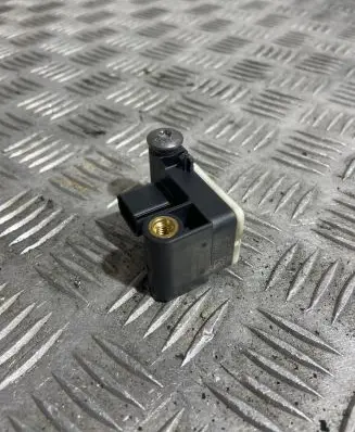 BMW X5 E70 Airbag deployment crash/impact sensor 0285003900 6911003 505677