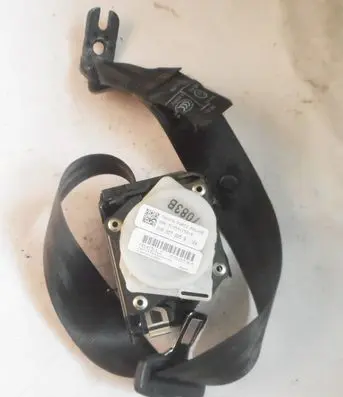 Audi Q3 8U Rear seatbelt 8U0857805B
