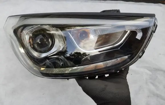 Hyundai ix35 Headlight/headlamp 921022SXXX 921022YXXX
