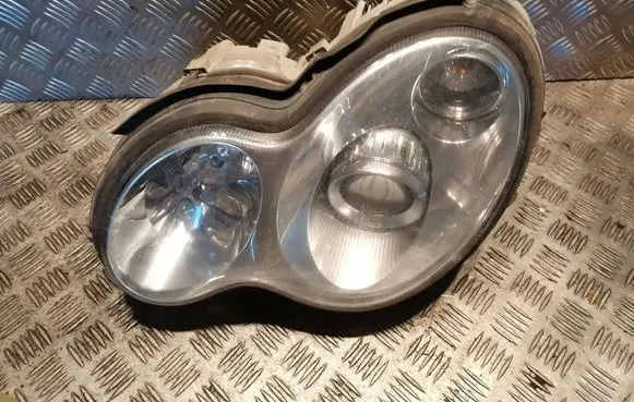 Mercedes-Benz C W203 Headlight/headlamp A2038203559 2038203559