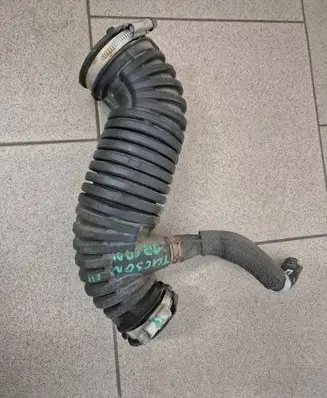 Hyundai Tucson TL Air intake hose/pipe 28130-D3100