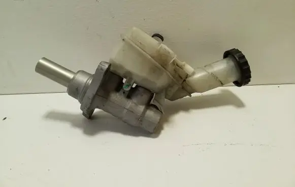 Mitsubishi Outlander Master brake cylinder 03350890011 03350890031