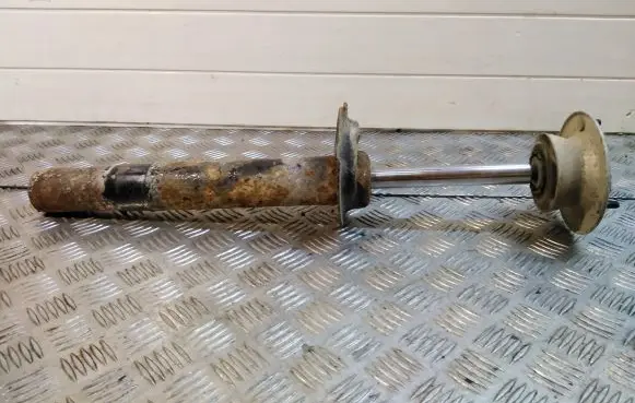 BMW 5 E39 Front shock absorber/damper