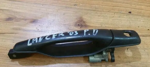 Mitsubishi Lancer Front door exterior handle mr526106