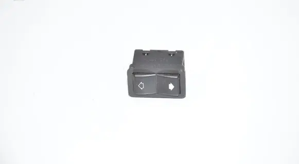 BMW 5 E39 Electric window control switch 8368974