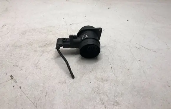 Volkswagen PASSAT B6 Mass air flow meter 038906461B 0281002531
