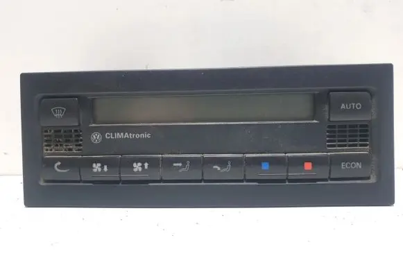 Volkswagen PASSAT B5 Air conditioner control unit module 3B1907044H