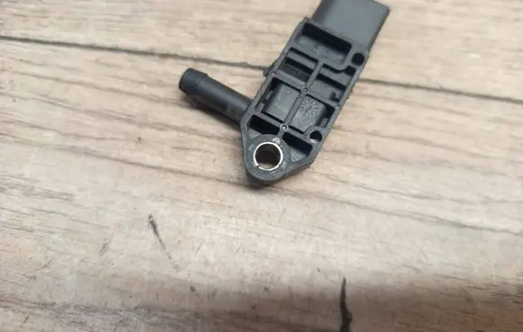 Audi A6 S6 C6 4F Air pressure sensor 0281006006 059906051A 100122T0416E