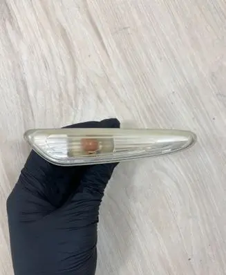 BMW X3 E83 Front fender indicator light 8382104