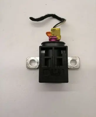 Audi A6 S6 C6 4F Battery relay fuse 4F0915519
