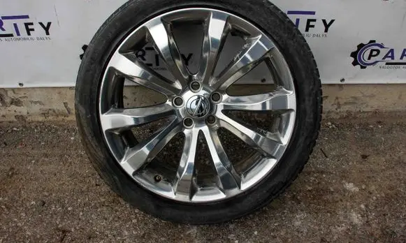 Chrysler 300C R20 alloy rim 5PQ14TRMAB
