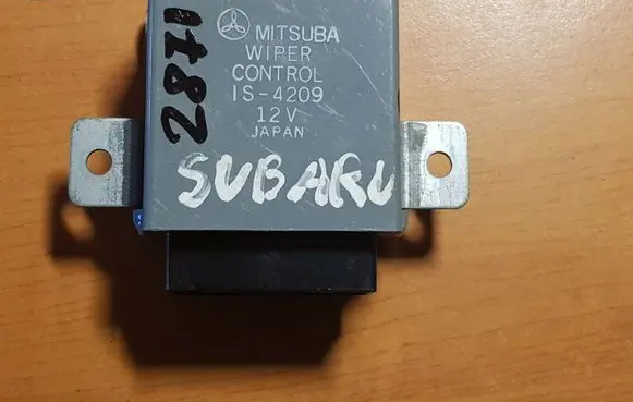 Subaru Leone 1800 Window wiper interval relay IS4209