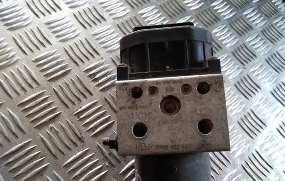 Renault Scenic I ABS Pump 0265216732 7700432643 0273004395
