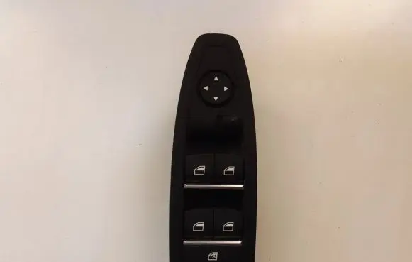 BMW X3 F25 Electric window control switch 920811003