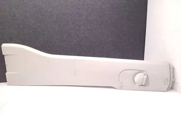 (B) pillar trim (bottom)