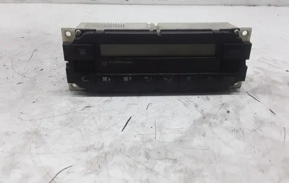 Volkswagen PASSAT B5 Climate control unit 5HB00761703