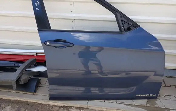BMW X1 E84 Front door 