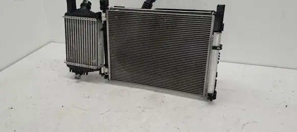 Renault Captur Radiator set 214818009R 921006843R 144961381R
