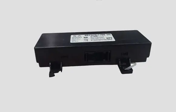 Peugeot 208 I Other control units/modules 9674767780
