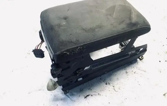 Volkswagen PASSAT B5.5 Armrest 3b0862531