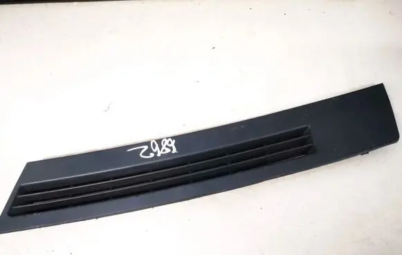 Jeep Grand Cherokee (WK) Dash center air vent grill 1dq55trmaa