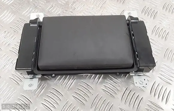 Volvo V50 Screen/display/small screen 312155581 2af279e 021959v02790