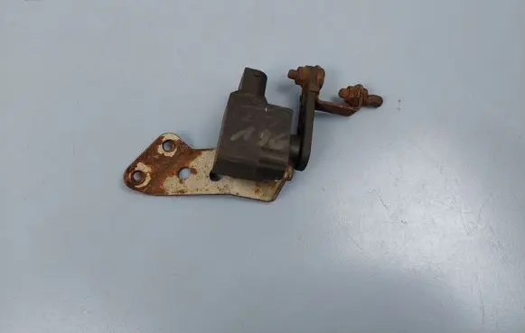 BMW 5 E39 Yaw turn rate sensor 1093698