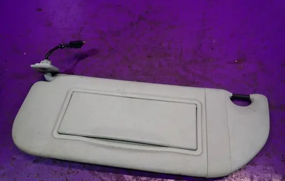 Sun visor
