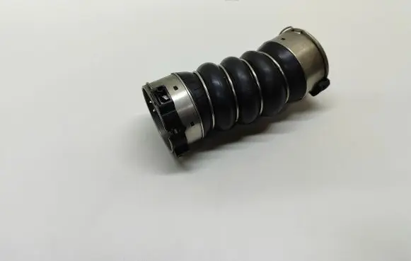 BMW 5 F10 F11 Intercooler hose/pipe 8513451 11279410