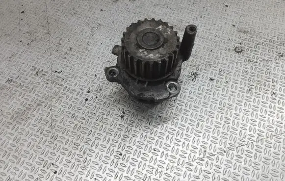 Audi A3 S3 8L Water pump 