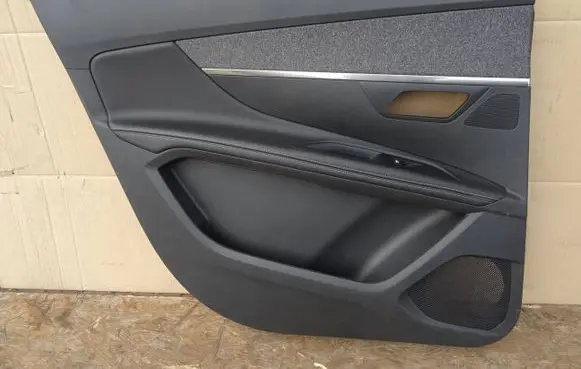 Peugeot 5008 II Rear door card panel trim
